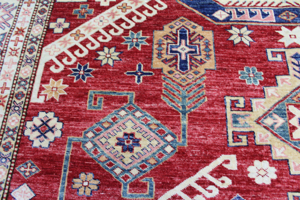 FINE HANDMADE KAZAK RUG 290 X 214 CM