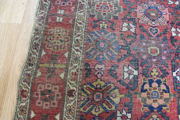 ANTIQUE BIDJAR RUG, CIRCA 1880.