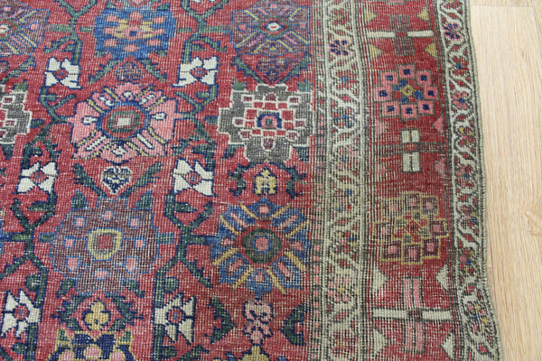 ANTIQUE BIDJAR RUG, CIRCA 1880.