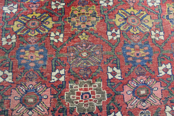 ANTIQUE BIDJAR RUG, CIRCA 1880.