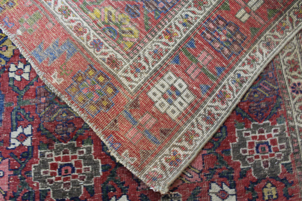 ANTIQUE BIDJAR RUG, CIRCA 1880.