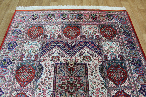 SIGNED PERSIAN QUM SILK RUG 200 X 135 CM