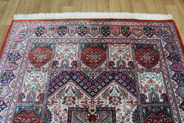 SIGNED PERSIAN QUM SILK RUG 200 X 135 CM