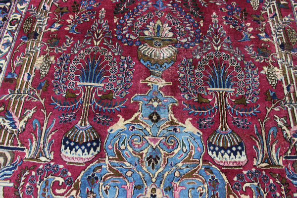 SIGNED PERSIAN MASHAD RUG WITH A GARDEN DESIGN 290 X 200 CM