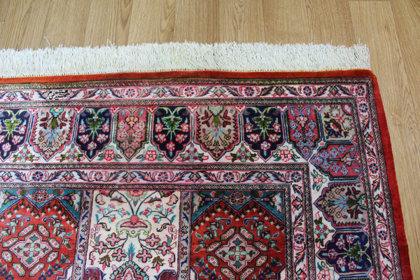 SIGNED PERSIAN QUM SILK RUG 200 X 135 CM