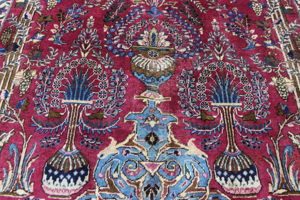SIGNED PERSIAN MASHAD RUG WITH A GARDEN DESIGN 290 X 200 CM