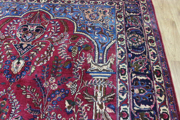 SIGNED PERSIAN MASHAD RUG WITH A GARDEN DESIGN 290 X 200 CM