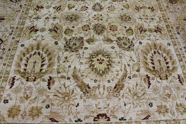 PERSIAN ZIEGLER CARPET WITH VERY FINE FLORAL DESIGN 310 X 250 CM