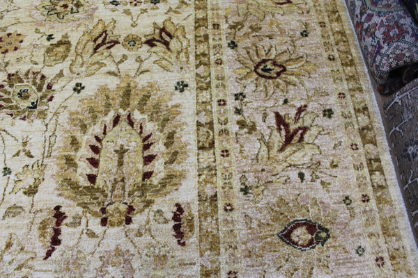 PERSIAN ZIEGLER CARPET WITH VERY FINE FLORAL DESIGN 310 X 250 CM