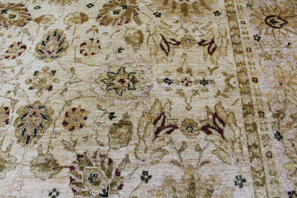 PERSIAN ZIEGLER CARPET WITH VERY FINE FLORAL DESIGN 310 X 250 CM