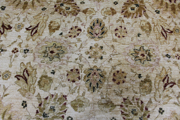 PERSIAN ZIEGLER CARPET WITH VERY FINE FLORAL DESIGN 310 X 250 CM