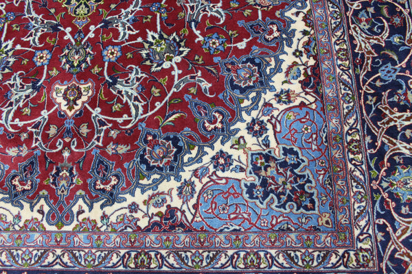 SIGNED PERSIAN ISFAHAN CARPET WOOL AND SILK 308 X 200 CM