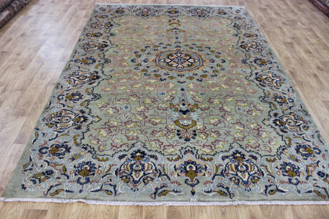 FINE PERSIAN KASHAN CARPET OF FLORAL DESIGN 285 X 200 CM