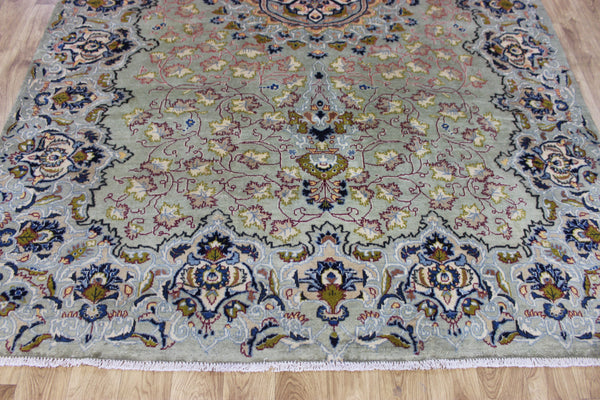 FINE PERSIAN KASHAN CARPET OF FLORAL DESIGN 285 X 200 CM