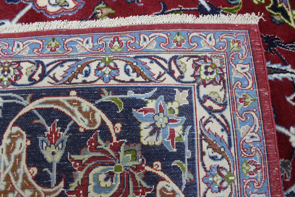 SIGNED PERSIAN ISFAHAN CARPET WOOL AND SILK 308 X 200 CM