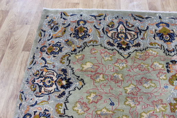 FINE PERSIAN KASHAN CARPET OF FLORAL DESIGN 285 X 200 CM