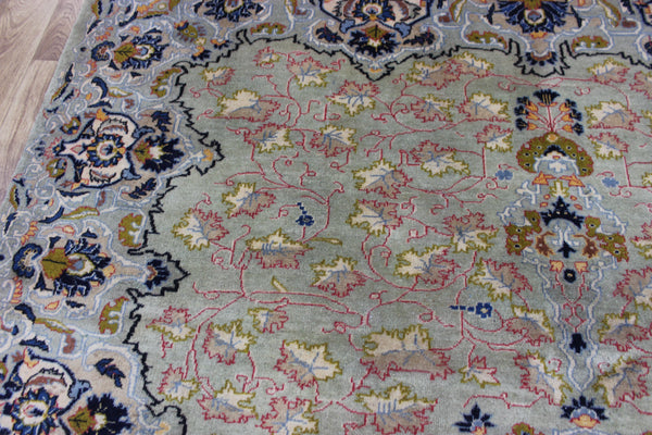FINE PERSIAN KASHAN CARPET OF FLORAL DESIGN 285 X 200 CM