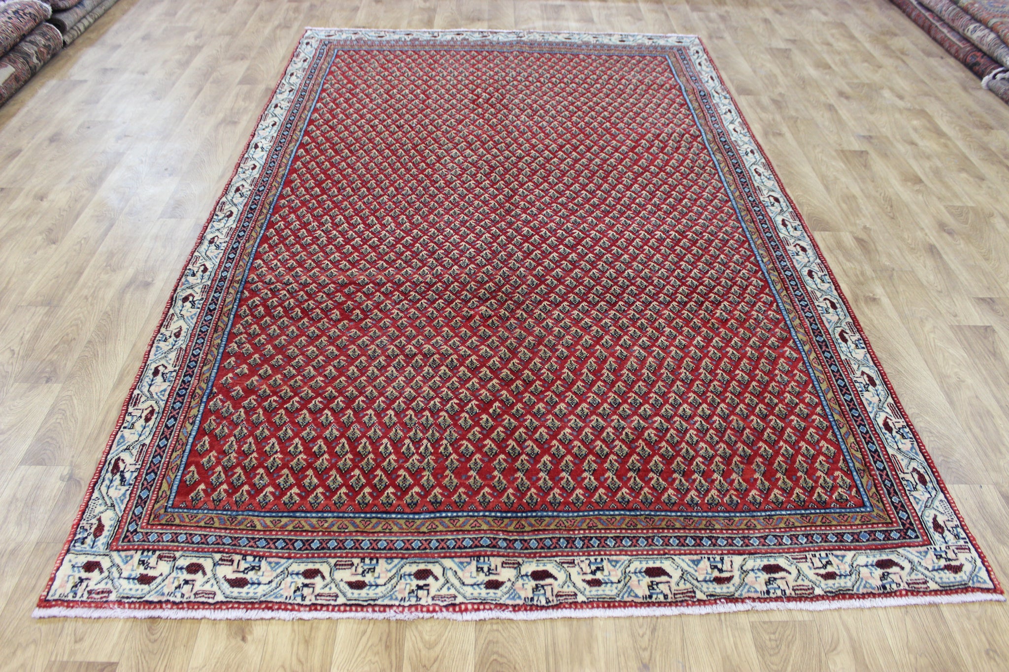 PERSIAN SAROUK CARPET WITH THE WELL KNOWN BOTEH DESIGN 295 X 180 CM
