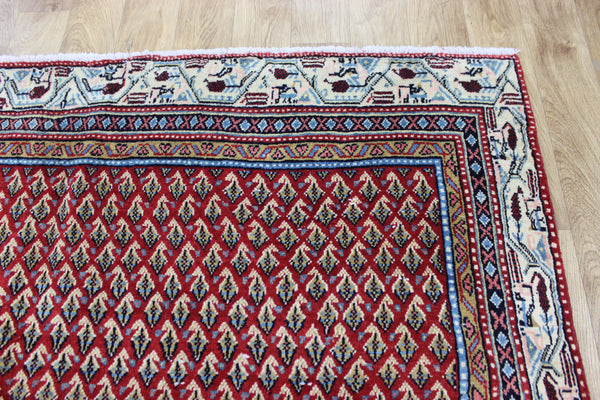 PERSIAN SAROUK CARPET WITH THE WELL KNOWN BOTEH DESIGN 295 X 180 CM