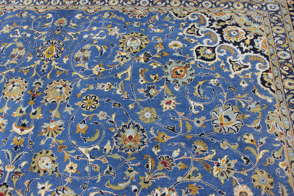 SIGNED HANDMADE PERSIAN KASHAN CARPET FLORAL DESIGN 410 X 315 CM