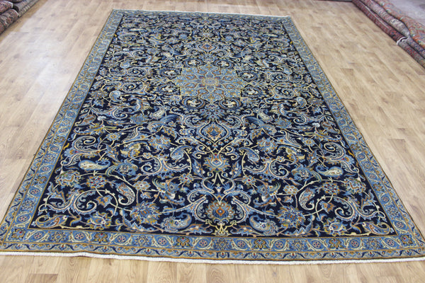 FINE HANDMADE PERSIAN KASHAN CARPET WITH A GARDEN DESIGN 310 X 205 CM