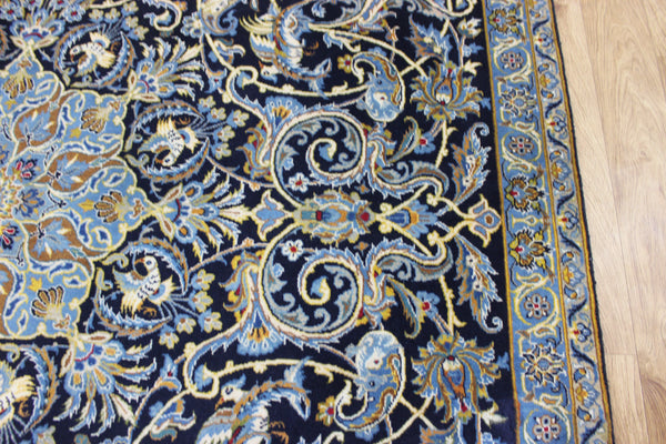 FINE HANDMADE PERSIAN KASHAN CARPET WITH A GARDEN DESIGN 310 X 205 CM