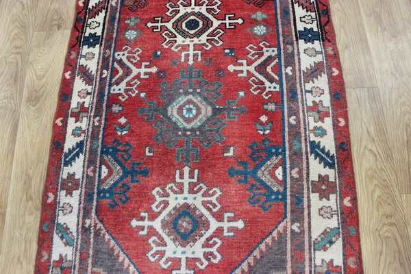 OLD HANDMADE PERSIAN HAMEDAN VILLAGE RUNNER 295 X 80 CM