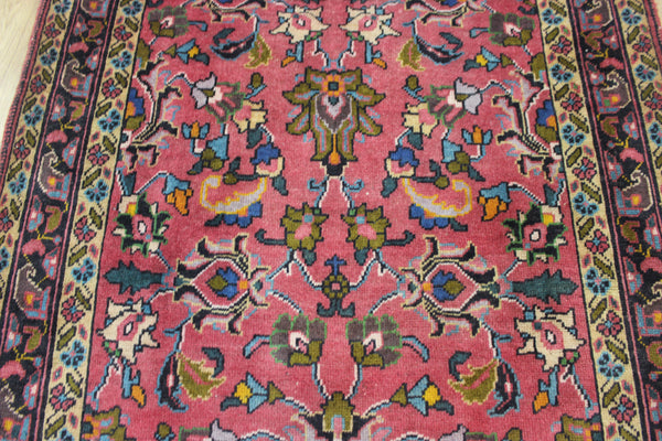 LARGE HANDMADE PERSIAN TABRIZ RUNNER OF FLORAL DESIGN 425 X 125 CM