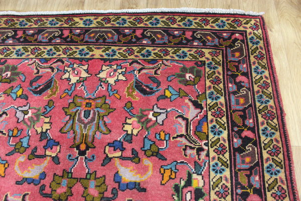 LARGE HANDMADE PERSIAN TABRIZ RUNNER OF FLORAL DESIGN 425 X 125 CM
