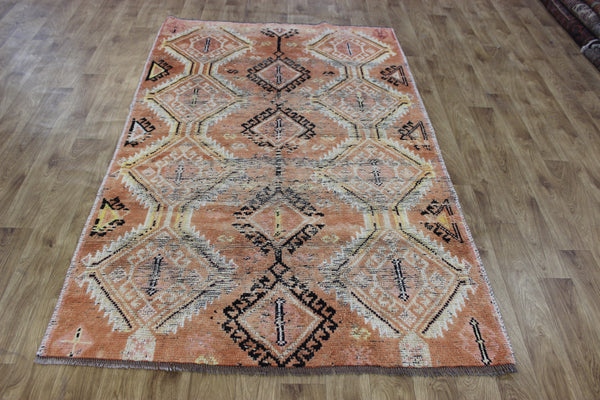 VINTAGE HANDMADE PERSIAN SHIRAZ RUG 210 X 135 CM