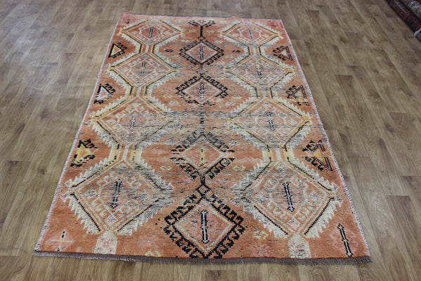 VINTAGE HANDMADE PERSIAN SHIRAZ RUG 210 X 135 CM