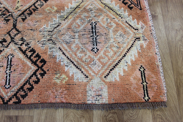 VINTAGE HANDMADE PERSIAN SHIRAZ RUG 210 X 135 CM