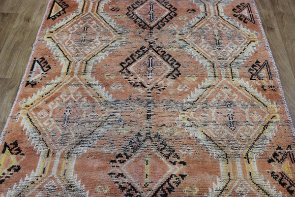 VINTAGE HANDMADE PERSIAN SHIRAZ RUG 210 X 135 CM