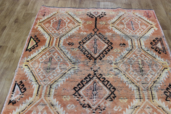 VINTAGE HANDMADE PERSIAN SHIRAZ RUG 210 X 135 CM