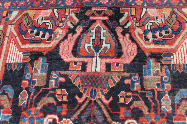 VINTAGE HANDMADE PERSIAN HAMEDAN RUG OF TRADITIONAL DESIGN 195 X 125 CM