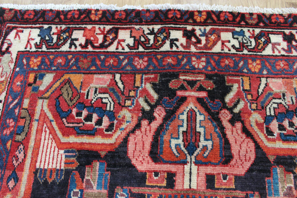 VINTAGE HANDMADE PERSIAN HAMEDAN RUG OF TRADITIONAL DESIGN 195 X 125 CM