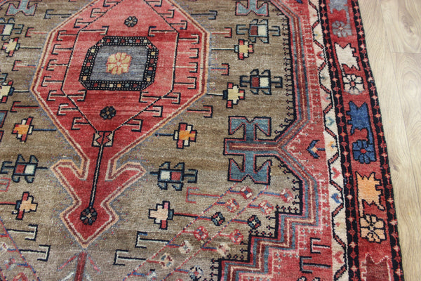 ANTIQUE PERSIAN HAMEDAN RUG OF TRADITIONAL DESIGN NATURAL DYES 210 X 125 CM