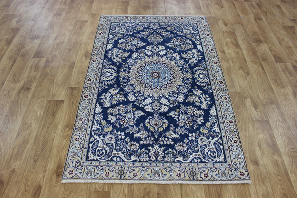 FINE HANDMADE PERSIAN NAIN RUG WOOL AND SILK RUG 165 X 105 CM