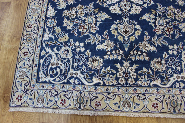 FINE HANDMADE PERSIAN NAIN RUG WOOL AND SILK RUG 165 X 105 CM