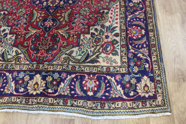 OLD HANDMADE PERSIAN TABRIZ RUG OF FLORAL DESIGN 210 X 140 CM