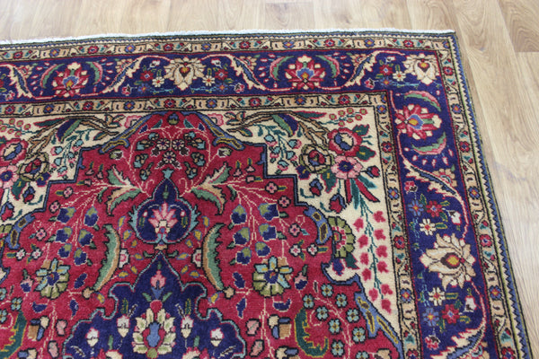 OLD HANDMADE PERSIAN TABRIZ RUG OF FLORAL DESIGN 210 X 140 CM