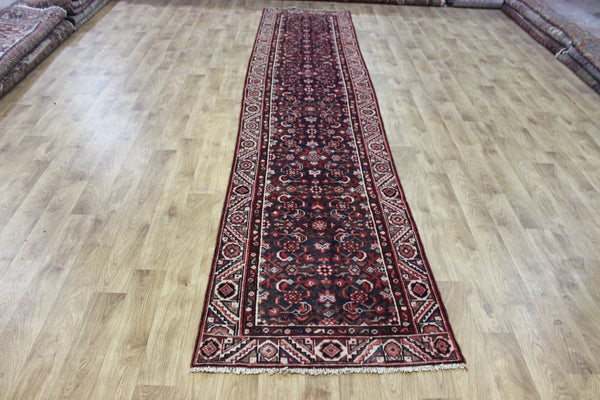 A good Persian runner from the Greater Hamedan region 395 x 83 cm