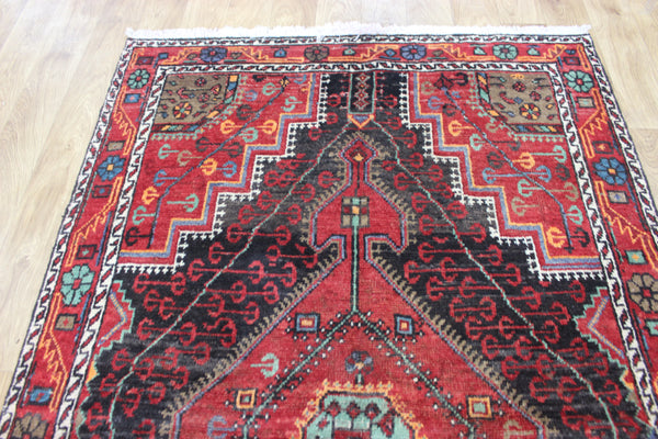 An interesting handmade Persian rug from the Greater Hamedan region 208 x 126 cm