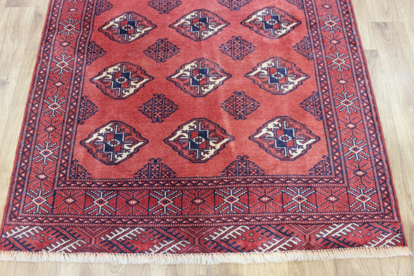 Vintage handmade Bokhara Turkmen wool rug of traditional large gul design 157 x 115 cm