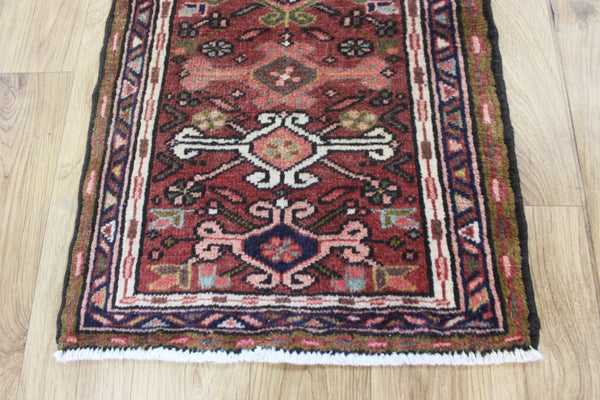 A good Persian Heriz runner of traditional design 140 x 50 cm