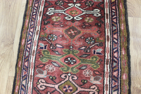A good Persian Heriz runner of traditional design 140 x 50 cm