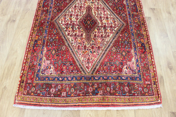 Vintage handmade Persian Bidjar rug of single medallion with the well known Herati design 150 x 96