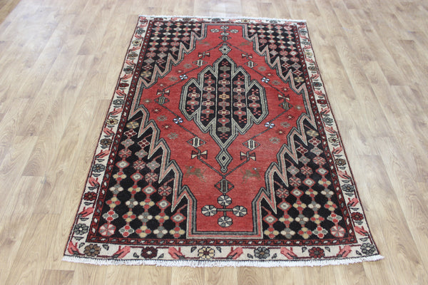 Old Persian Mazlaghan rug of traditional large medallion design 190 x 126 cm