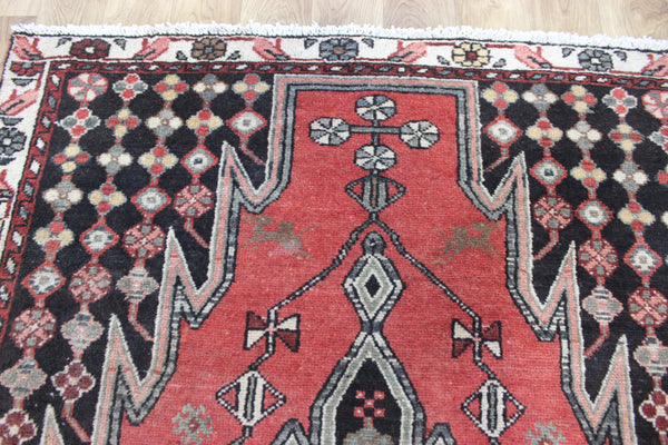 Old Persian Mazlaghan rug of traditional large medallion design 190 x 126 cm