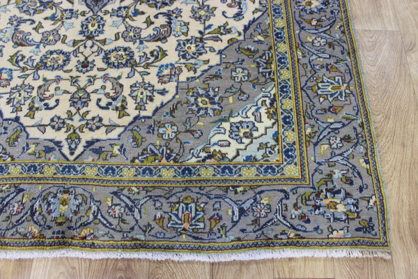 FINE HANDMADE PERSIAN KASHAN RUG FLORAL DESIGN 239 X 141 CM